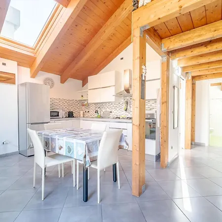 Marina Di Sestri Wonderful Penthouse Γένοβα