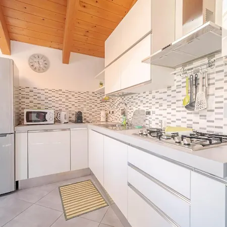 Marina Di Sestri Wonderful Penthouse Apartment